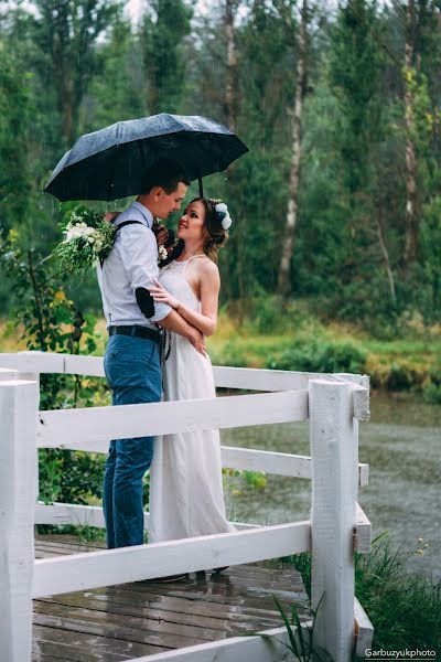 Fotógrafo de casamento Katerina Garbuzyuk (garbuzyukphoto). Foto de 17 de janeiro 2018