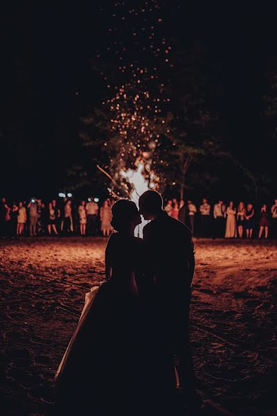 Fotógrafo de casamento Zsolt Sári (zsoltsari). Foto de 23 de julho 2018