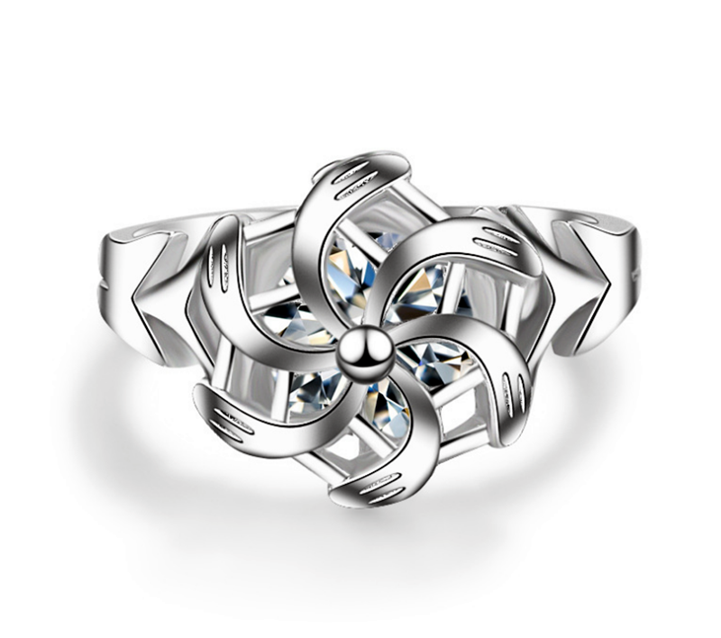Damen-Ring aus schlichtem Sterlingsilber, zeitloses Design für Alltag und besondere Anlässe. Ein eleganter Begleiter.