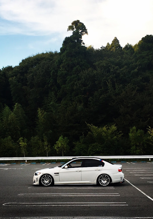 3シリーズ セダンの洗車・DIY・Good Morning Guys!・早朝E90分・エムズガレージに関するカスタム事例の投稿画像11枚目