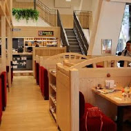 客美多咖啡 Komeda‘s Coffee