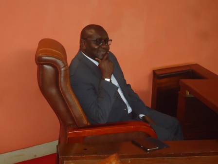 Ekuru Aukot listening in the Embu county assembly on Tuesday, July 30