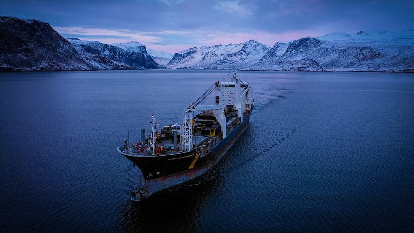 Watch High Arctic Haulers live