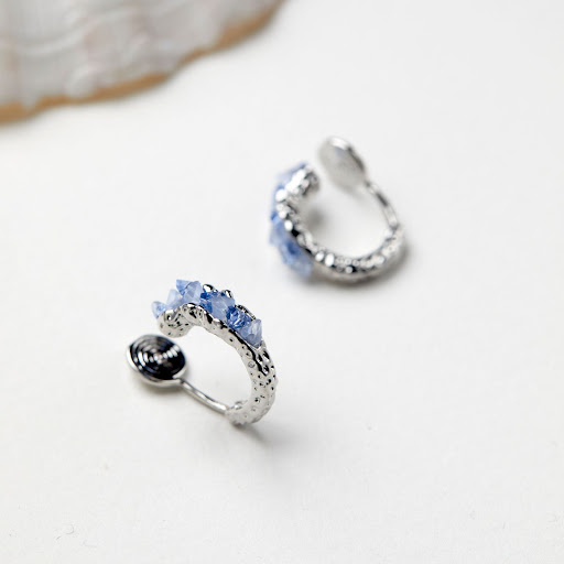 Title 5, Irregular Crystal Female Minority Design Earrin...