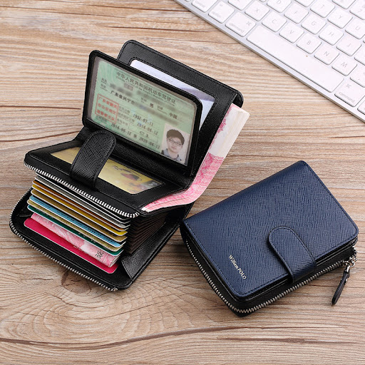 Title 7, Mens real leather card holder. Keeps your card...