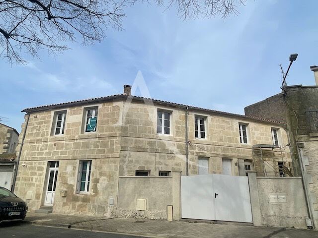 Vente appartement 4 pièces 85 m² à Rochefort (17300), 174 075 €