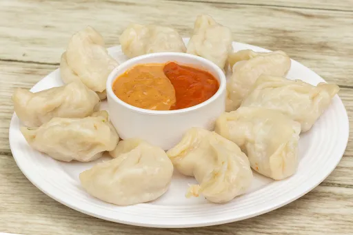 Chilli Chicken Momos [8 Pieces]