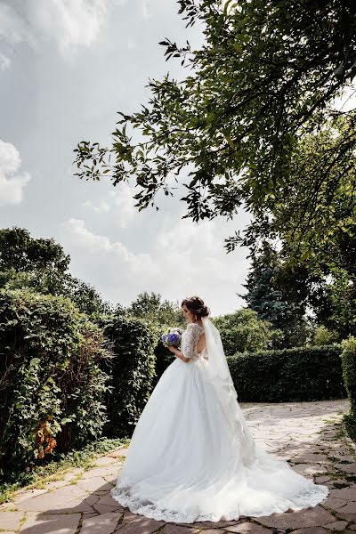 Fotógrafo de casamento Yuliya Aryapova (aryapova73). Foto de 1 de dezembro 2019