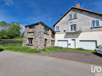 maison à Saint-Sauves-d'Auvergne (63)