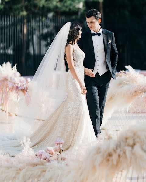 Wedding photographer Katya Mukhina (lama). Photo of 21 March 2020