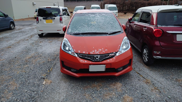 フィットのGE8・フィットRS・雪が降ってきたに関するカスタム事例の投稿画像1枚目