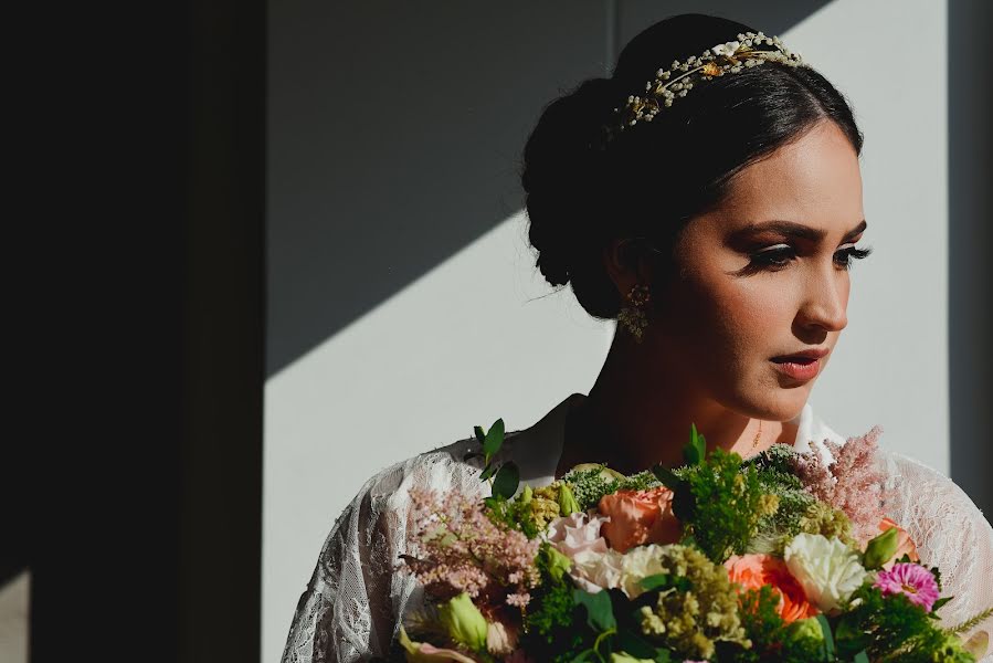 Wedding photographer Andres Henao (andreshenaoph). Photo of 19 April 2022