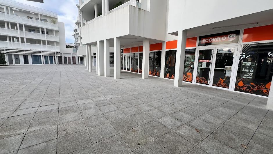 Vente locaux professionnels  76 m² à La Rochelle (17000), 233 280 €