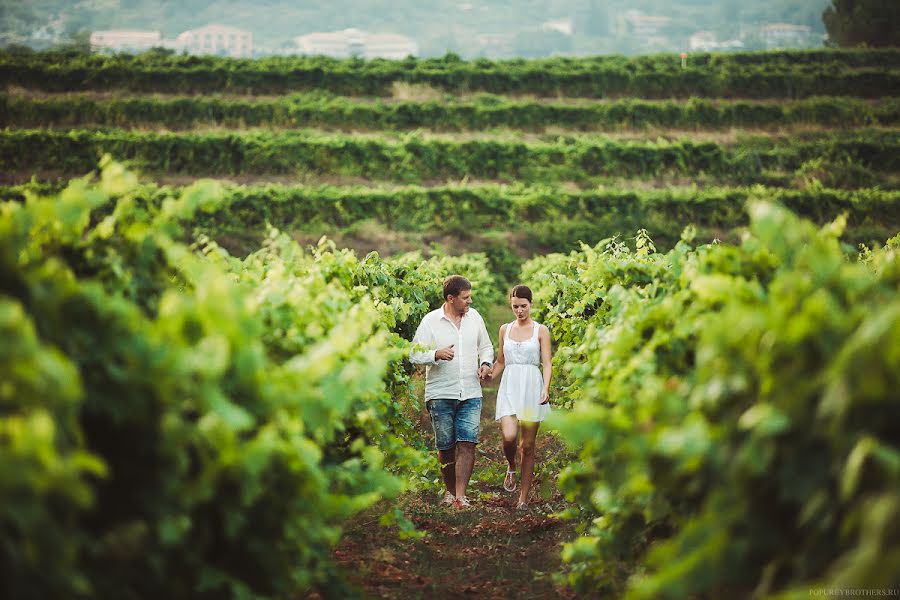 Wedding photographer Aleksey Popurey (alekseypopurey). Photo of 6 June 2014