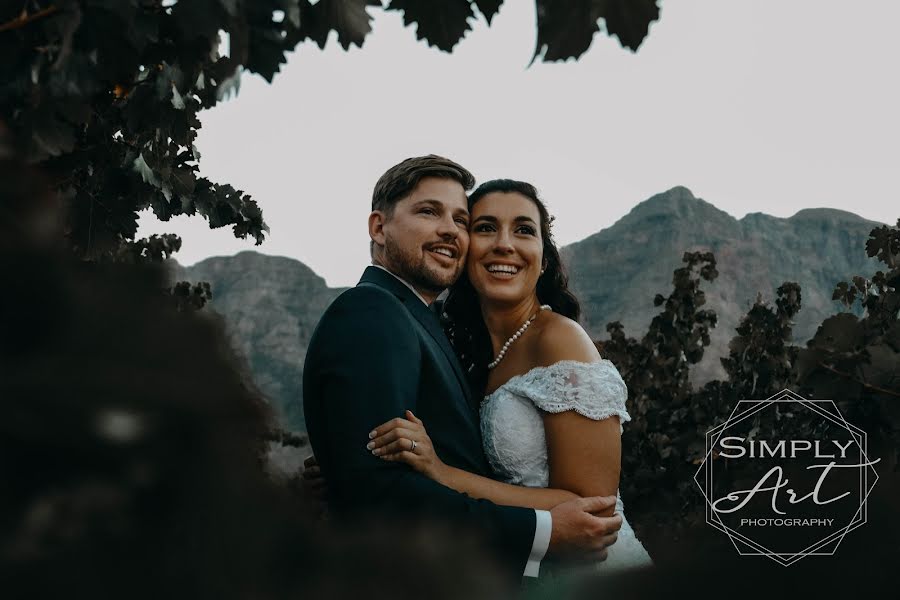 Wedding photographer Leandi Prins (simplyartsa). Photo of 18 February 2021