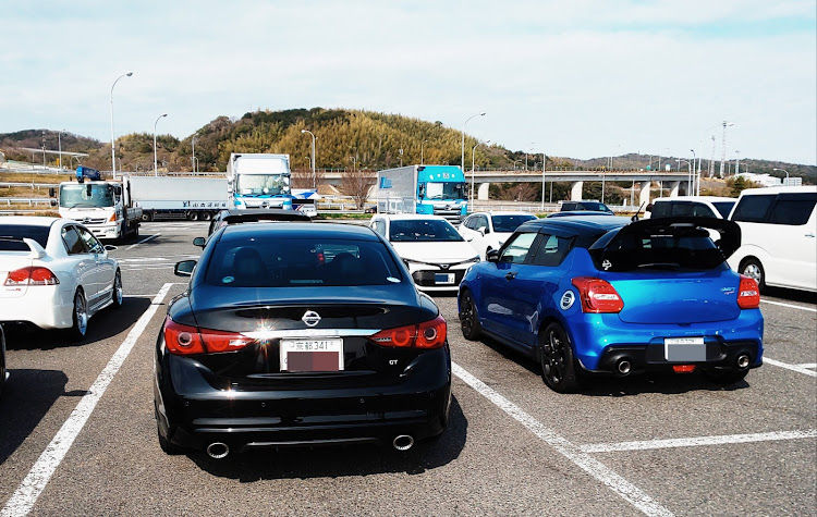 スカイラインのひさびさ⁉️第2の庭❓️😂・第2弾！・オフ会参戦❓️❓️・淡路島ハイウェイオアシス・タイプRにぞっこん😳に関するカスタム事例の投稿画像11枚目