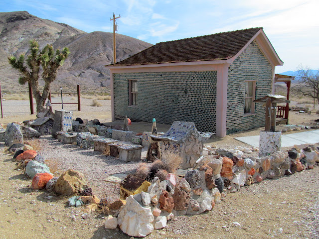 Tom Kelly's bottle house in Rhyolite
