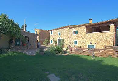 Villa with pool and terrace 3