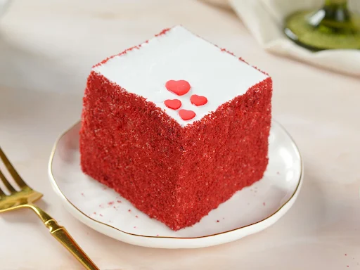 Red Velvet Lunch Box Cake