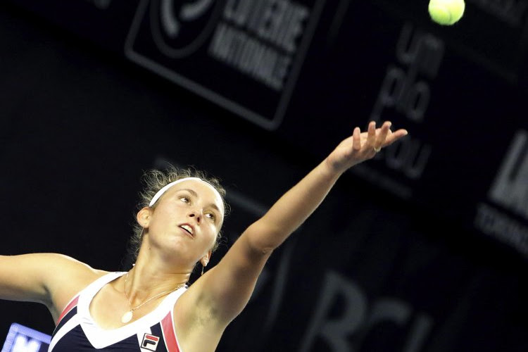 Ze doet het! Na veel vijven en zessen volgt Elise Mertens zichzelf op in Hobart