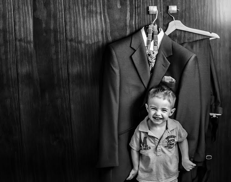 Fotógrafo de casamento Lorenzo Ruzafa (ruzafaphotograp). Foto de 23 de janeiro 2017