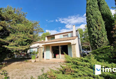 Maison avec piscine et terrasse 3