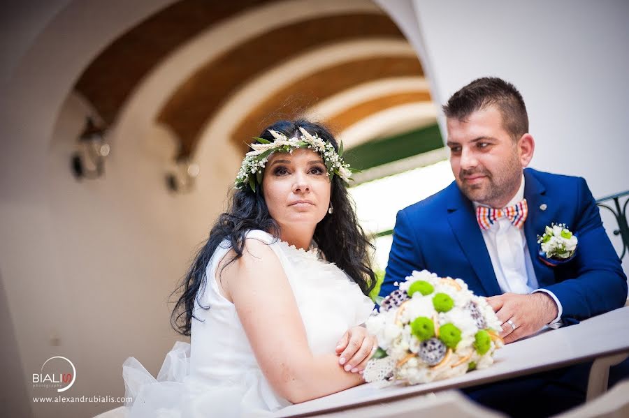 Fotógrafo de casamento Alexandru Bialis (alexandrubialis). Foto de 24 de fevereiro 2019