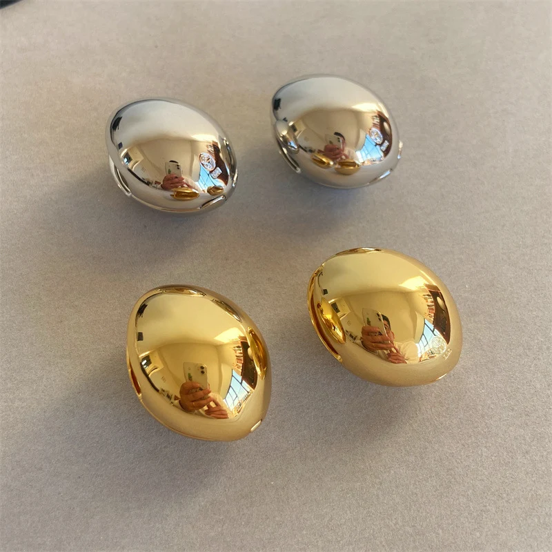 Boucles d'oreilles coquille d'œuf en or véritable 18 carats plaqué cuivre, un éclat unique pour sublimer votre look.