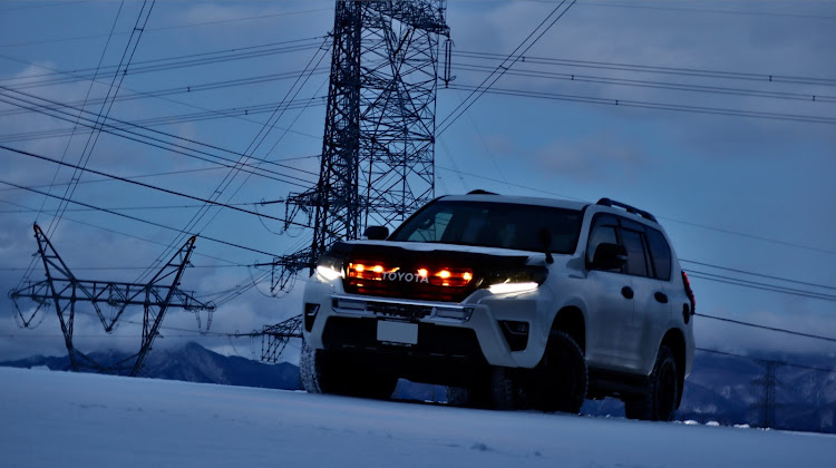 ランドクルーザープラドのご無沙汰しております・写活・雪景色と愛車・雪とコラボ・ミラーレス一眼に関するカスタム事例の投稿画像1枚目