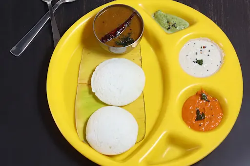 Classic Idli (2 Pcs)