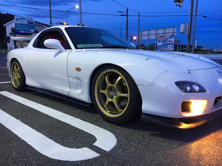 RX-7のRX-7・FD3S・サイドステップ取り付けに関するカスタム事例｜車の ...