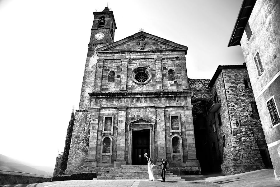 Jurufoto perkahwinan Stefano Franceschini (franceschini). Foto pada 19 Oktober 2017