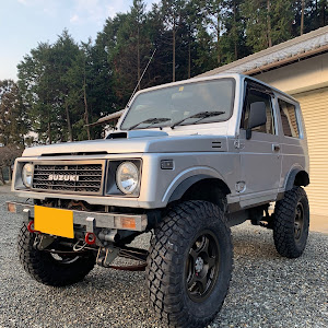 ジムニー JA11V