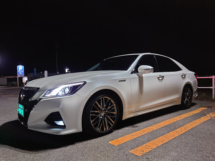 クラウンアスリートの若さんが投稿したカスタム事例の投稿画像3枚目