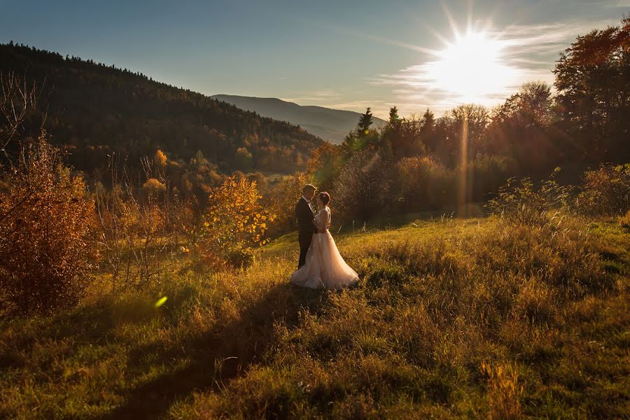 Fotografo di matrimoni Krzysztof Jaworz (kjaworz). Foto del 21 ottobre 2019