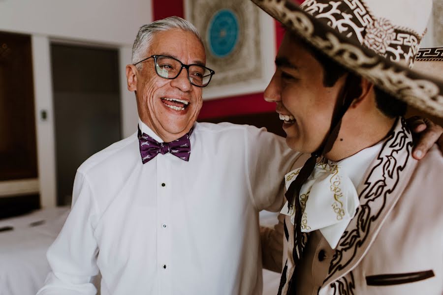 Fotógrafo de casamento Estefanía Delgado (estefy2425). Foto de 14 de fevereiro 2018