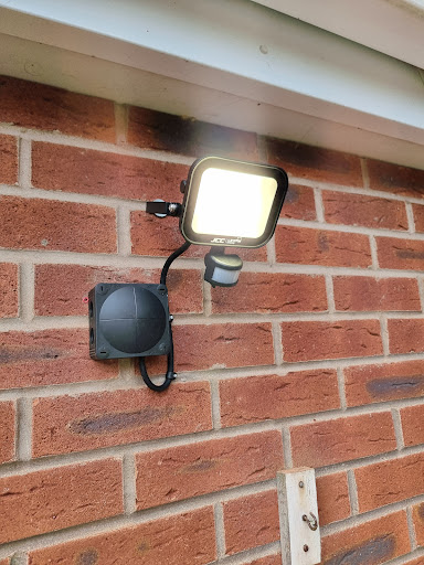 Outdoor Flood light installation 