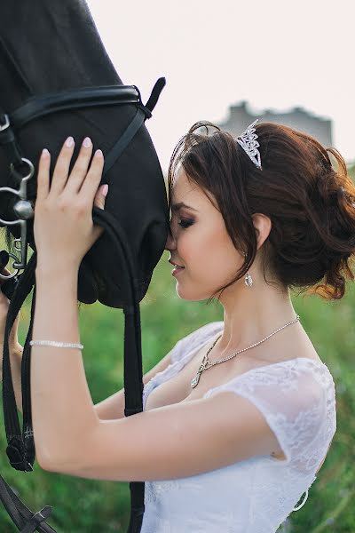 Wedding photographer Darya Zuykova (zuikova). Photo of 15 October 2017