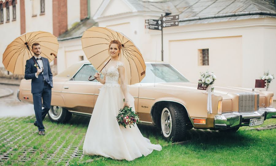 Wedding photographer Oleksandra Pokhodzhay (lesjamark). Photo of 26 May 2017