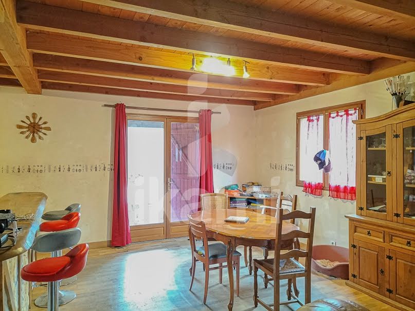 Vente maison 5 pièces 130 m² à Chenailler-Mascheix (19120), 210 000 €