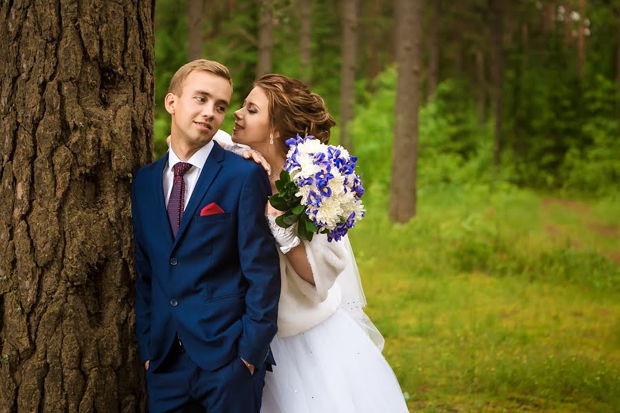 Wedding photographer Olga Sova (olgasova). Photo of 11 July 2017