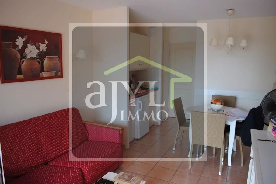 Vente appartement 2 pièces 27.04 m² à Mallemort (13370), 96 300 €