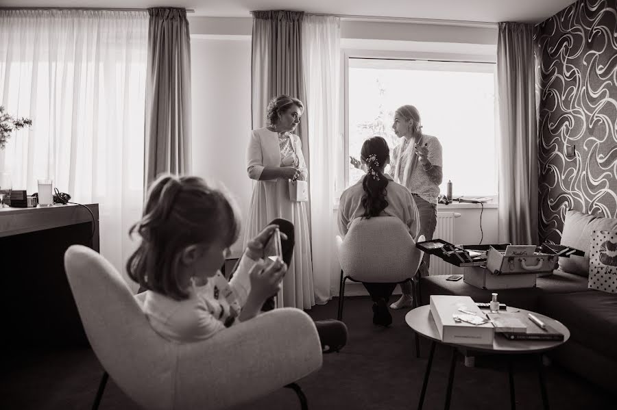 Wedding photographer Roman Romančák (rrart). Photo of 6 February