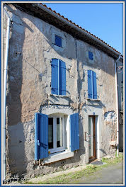 maison à La Roche-Chalais (24)