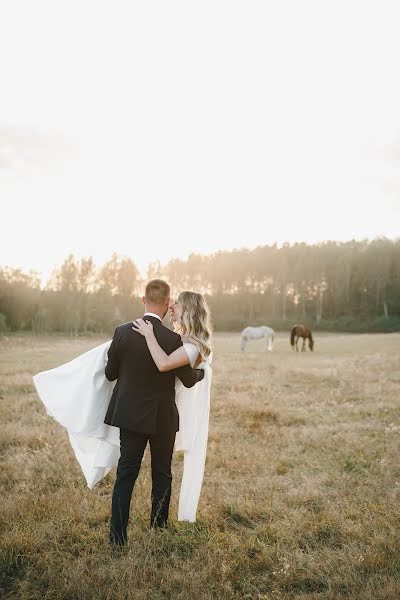 Svatební fotograf Lola Alalykina (lolaalalykina). Fotografie z 25.září 2020