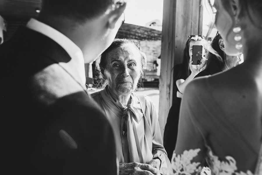 Fotógrafo de casamento Alena Zhuravleva (zhuravleva). Foto de 25 de julho 2021