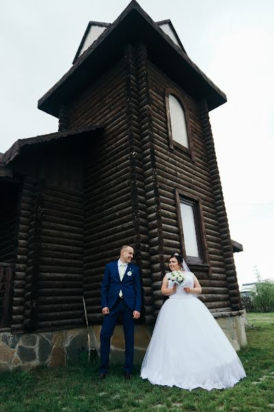 Düğün fotoğrafçısı Konstantin Antonov (fotoburg). 13 Eylül 2016 fotoları