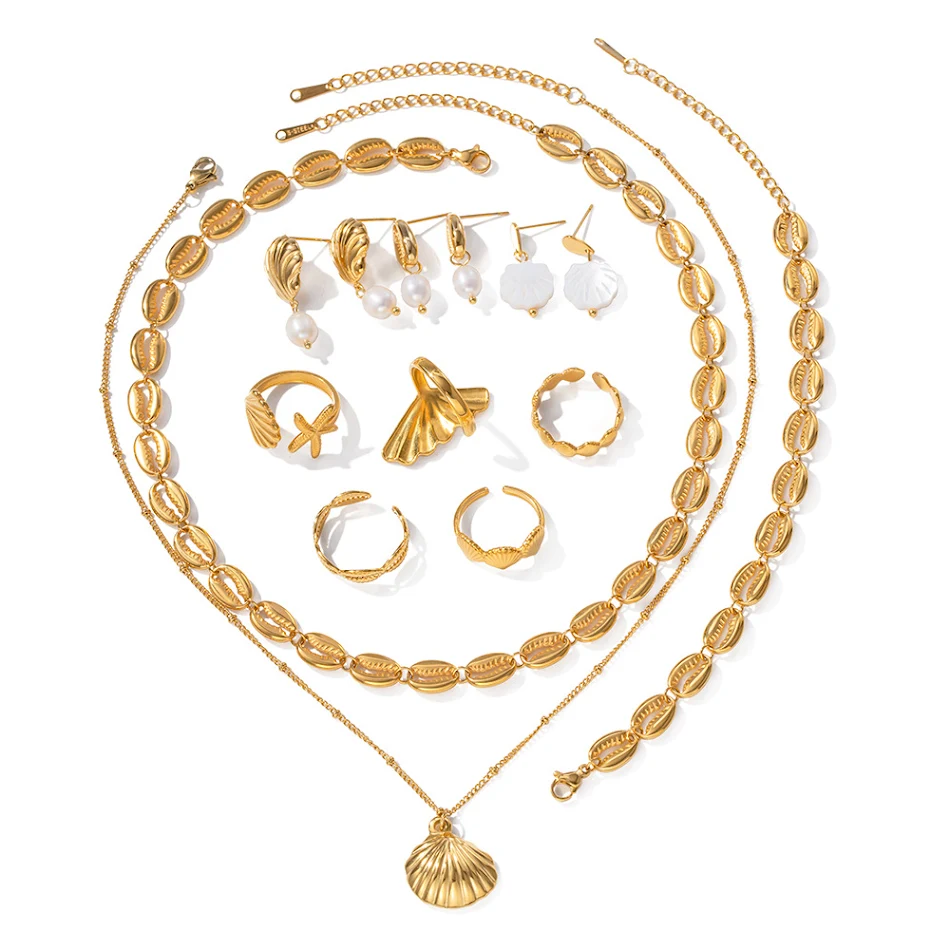 Veelzijdige Sieraden met Schelpen en Oceaan Elementen. Ervaar de schoonheid van de zee en voeg een stijlvolle touch toe aan je outfit.