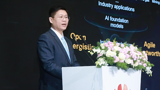 Li Peng, corporate senior vice-president and president of ICT sales and service at Huawei.