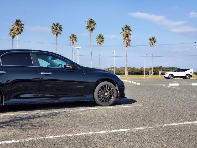 マークXのドライブ・黒い車・今年1年ありがとうございましたに関するカスタム事例の投稿画像2枚目